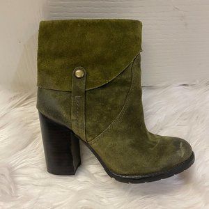 Ladies size 5 Bootie
